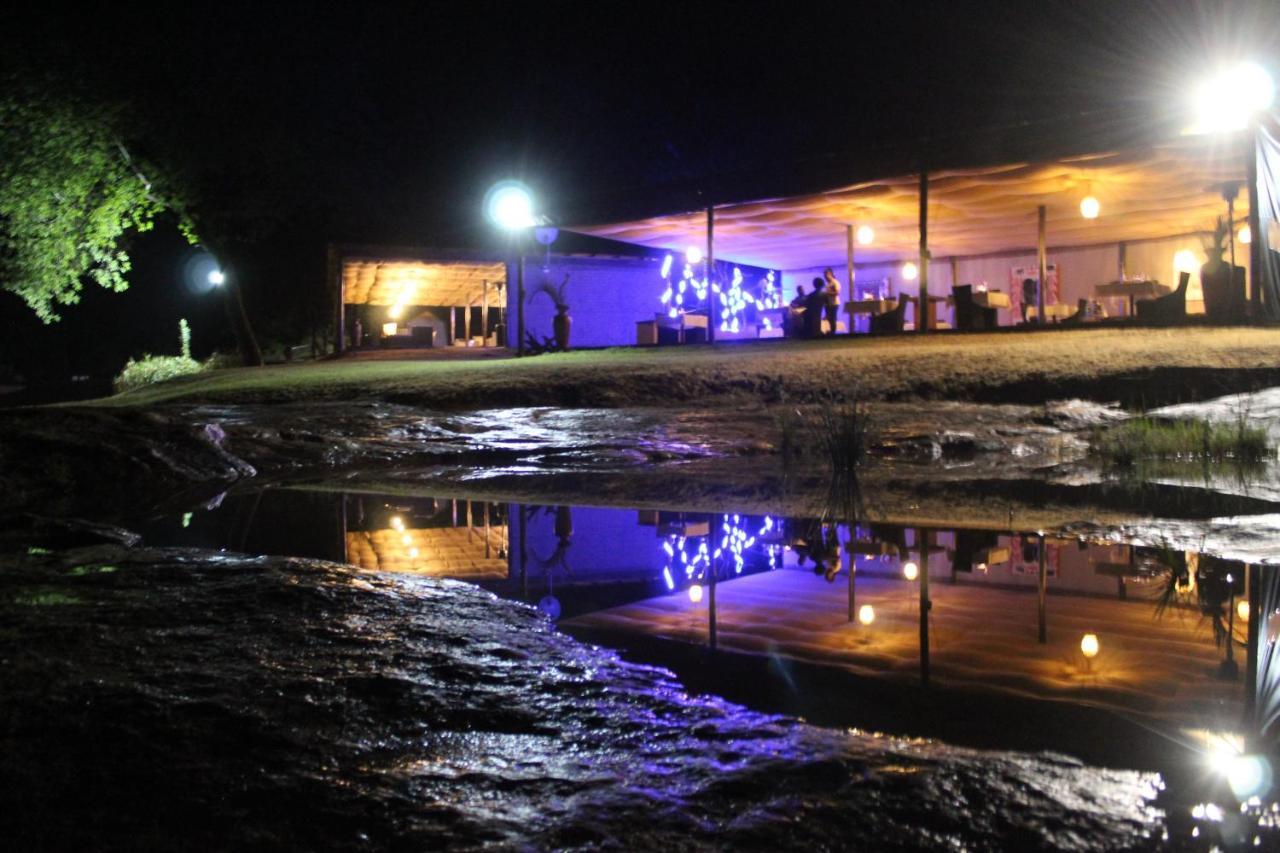 Lions Rock Rapids - Luxury Tented Camp 雾观 外观 照片
